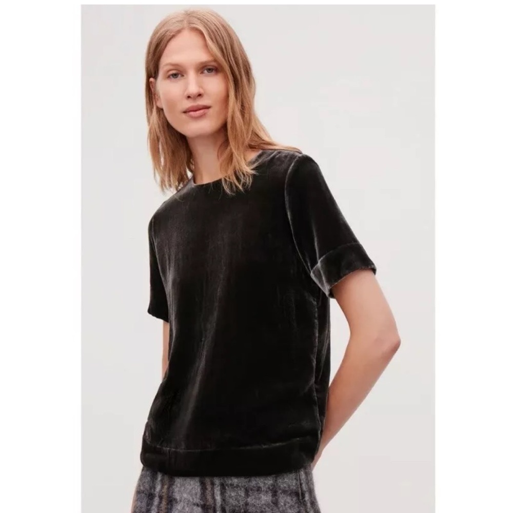 COS Gray Velvet Puff Shoulder Short Sleeved Shirt with Back Zipper